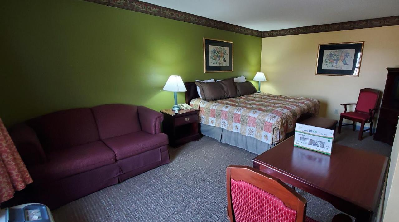 | Thomasville Inn