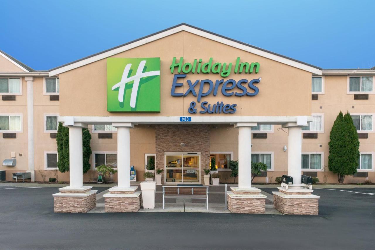  | Holiday Inn Express & Suites Burlington