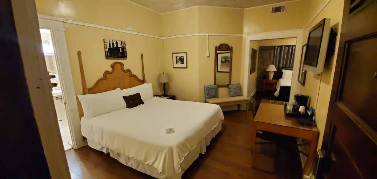 Double Room at Glen Tavern Inn