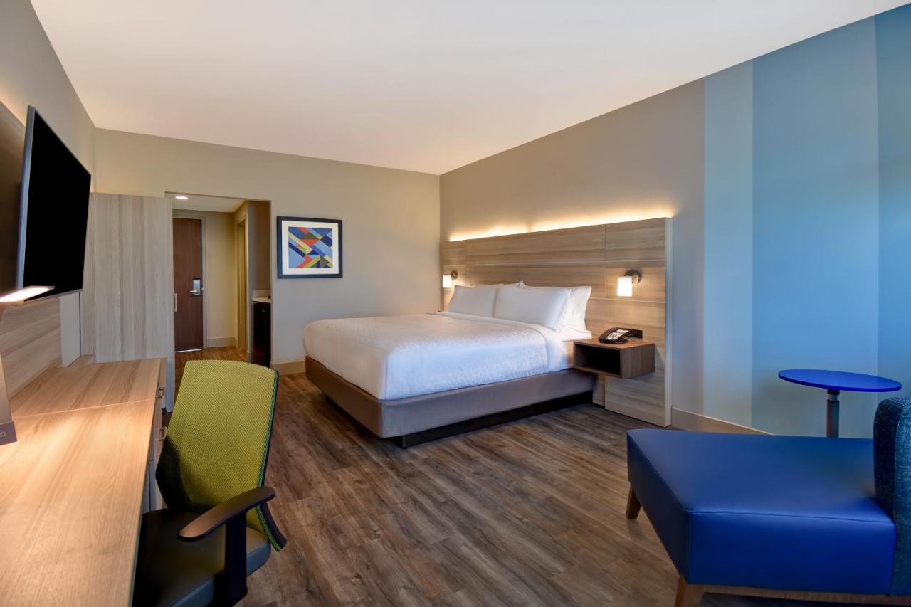 | Holiday Inn Express & Suites - Galveston Beach, an IHG Hotel