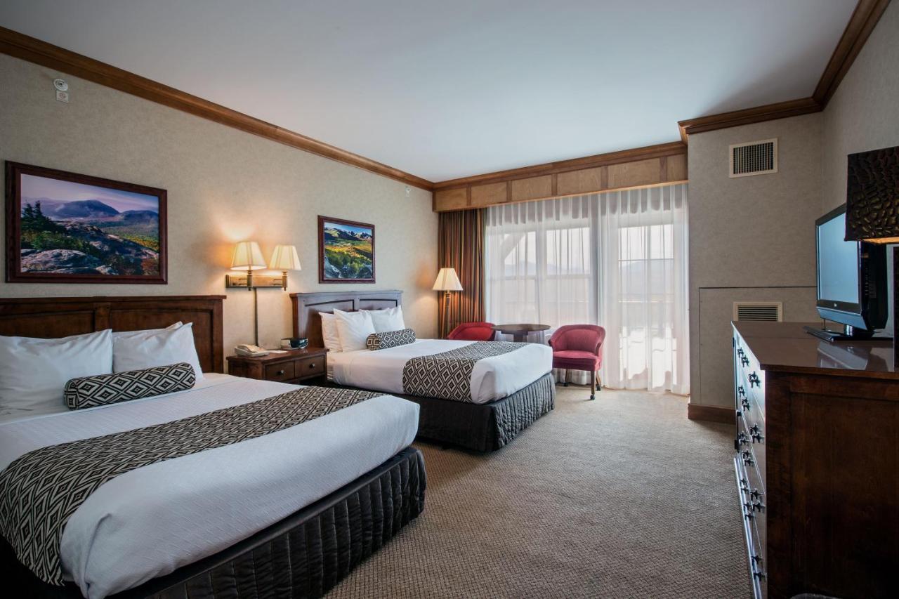 Executive Double Room with Two Double Beds - Non-Smoking at Grandview Lake Placid