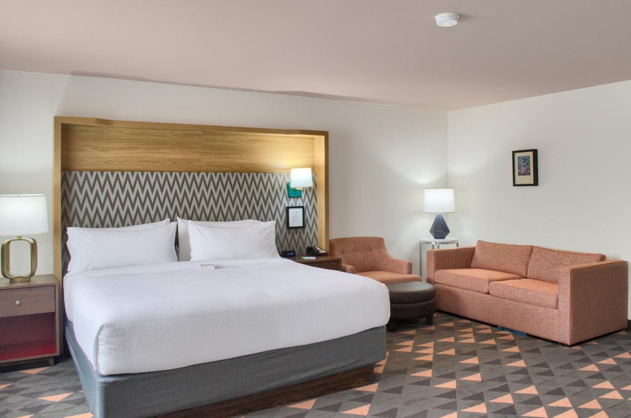 | Holiday Inn Mobile West I-10, an IHG Hotel