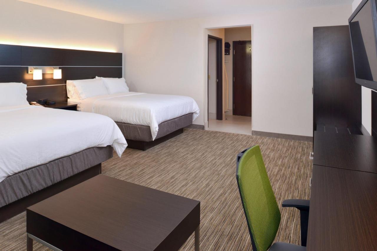  | Holiday Inn Express Wixom, an IHG Hotel
