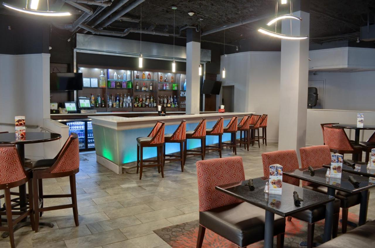 | Holiday Inn Mobile West I-10, an IHG Hotel
