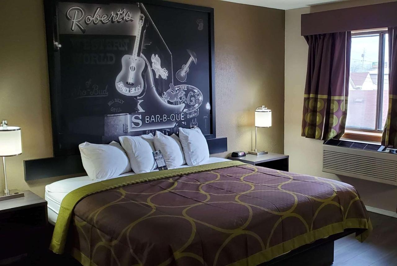  | Super 8 by Wyndham Paris