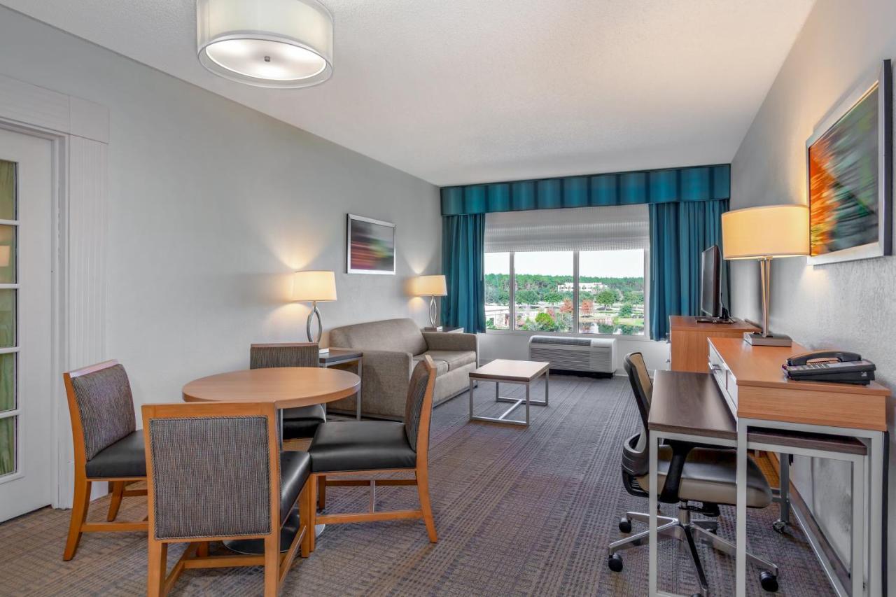 Two-Bedroom Suite with Jacuzzi at Holiday Inn St. Augustine - World Golf by IHG