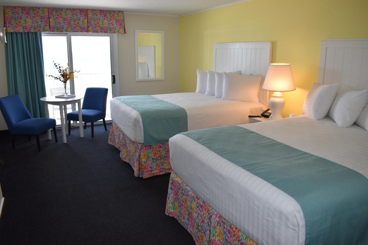 | Breakers Resort - Lakeside