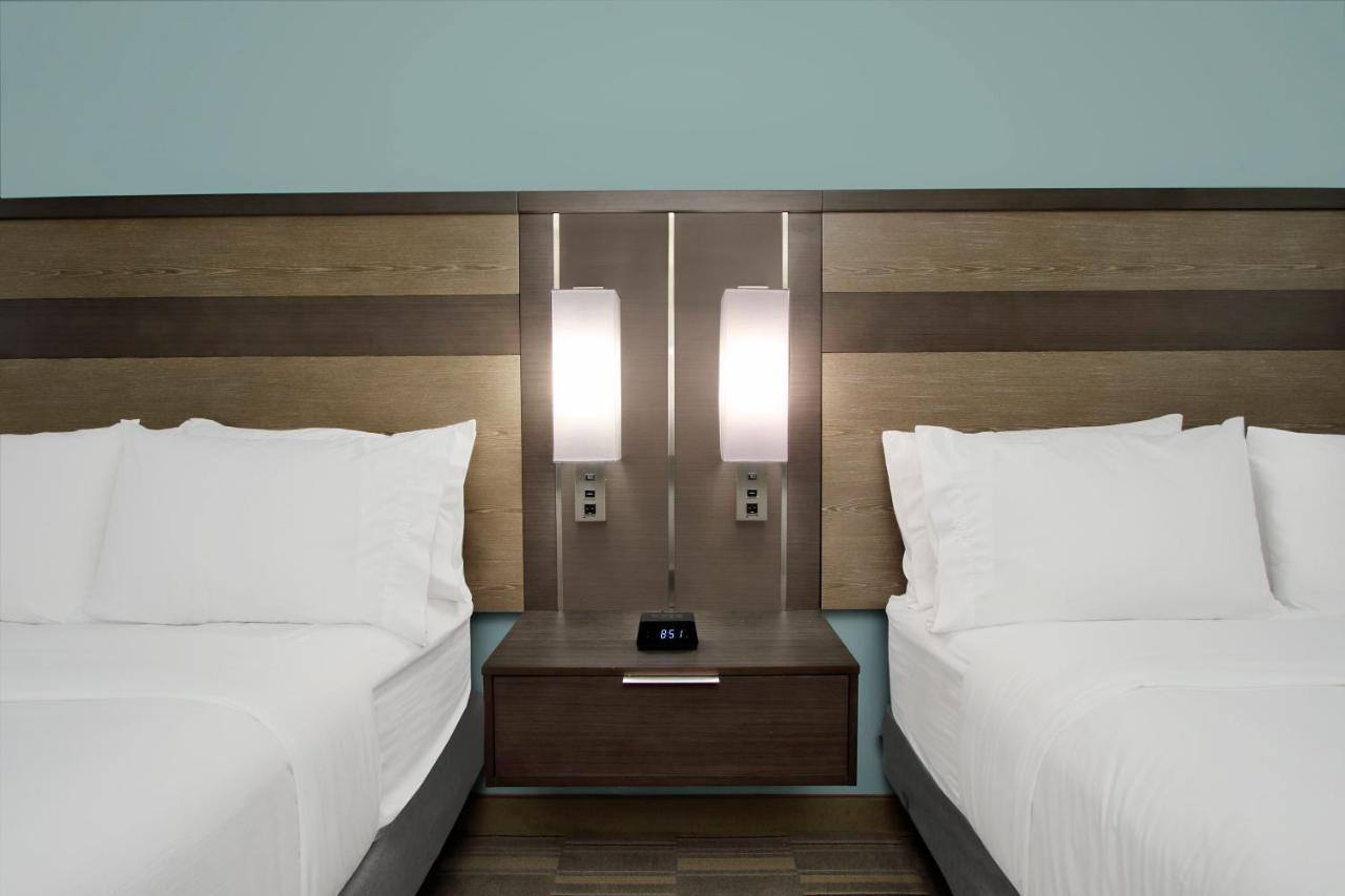 Queen Room with Two Queen Beds - Non-Smoking at Holiday Inn Express & Suites Lake Charles South Casino Area by IHG