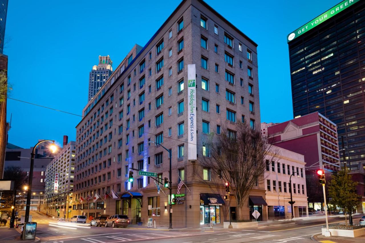  | Holiday Inn Express and Suites Atlanta Downtown