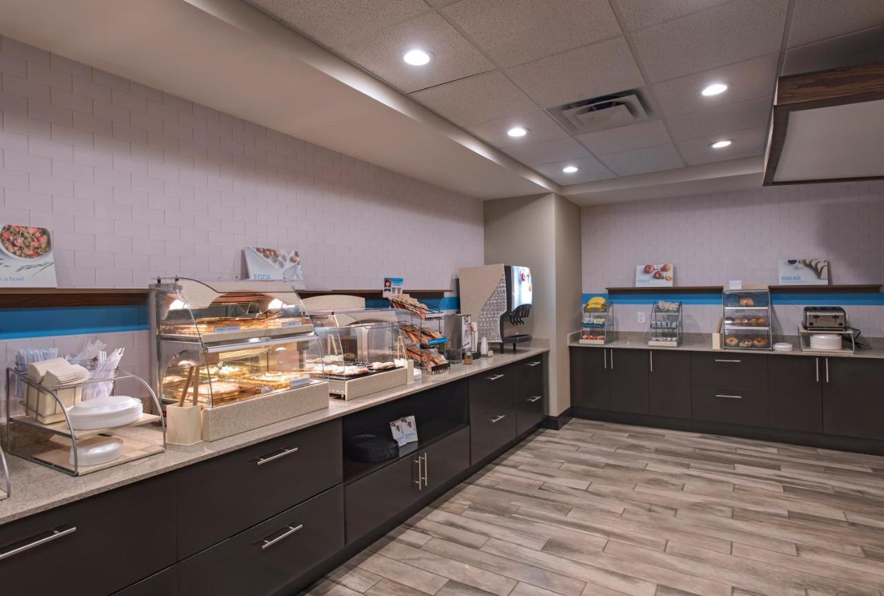  | Holiday Inn Express & Suites Austin NW - Four Points, an IHG Hotel