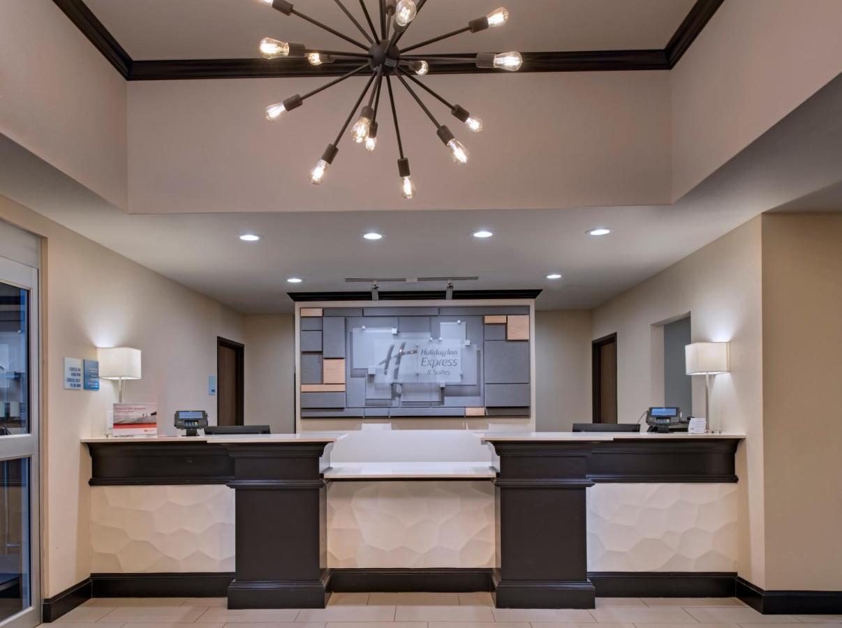  | Holiday Inn Express & Suites Austin NW - Four Points, an IHG Hotel