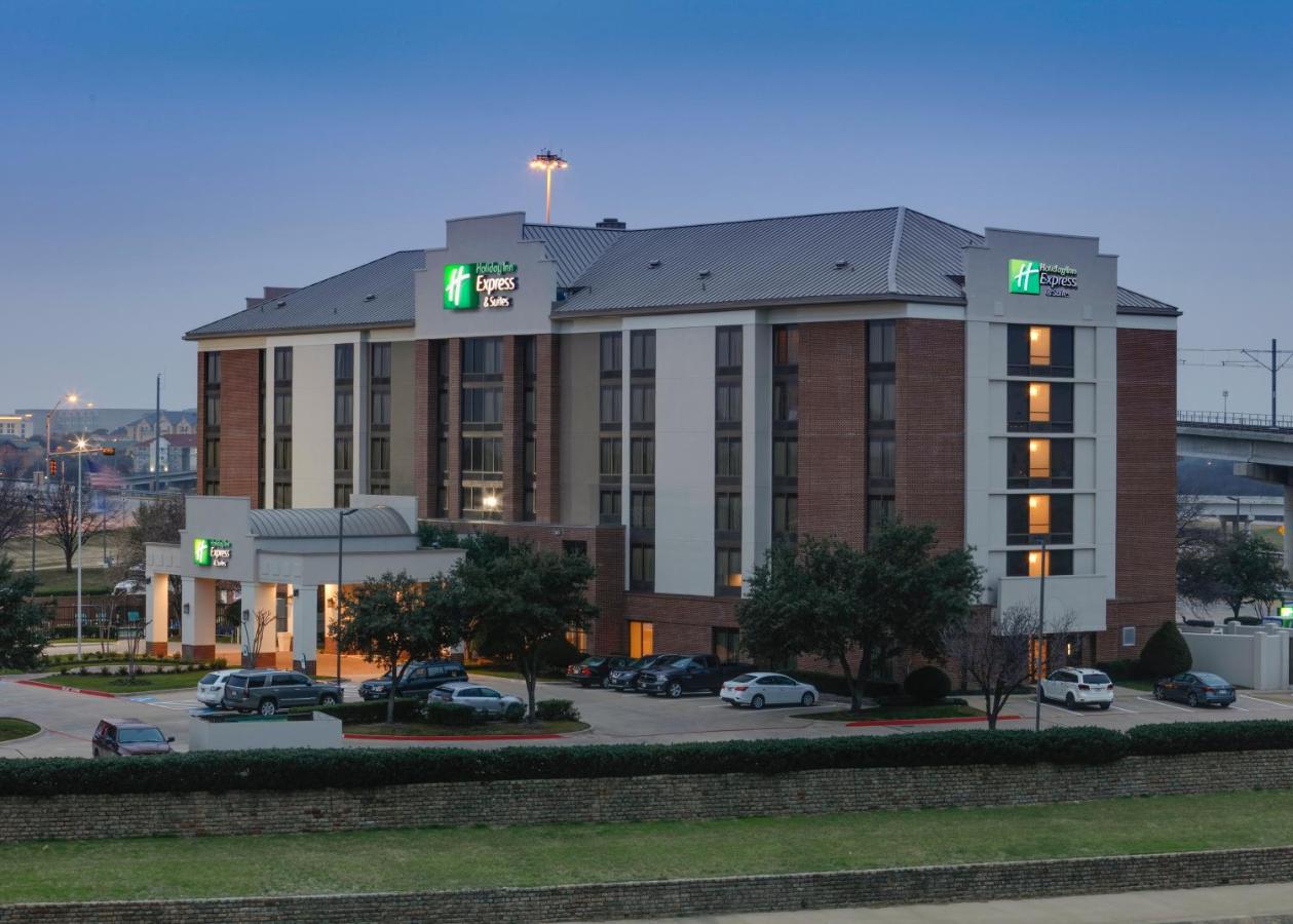 | Holiday Inn Express Hotel & Suites - Irving Convention Center - Las Colinas, an IHG Hotel