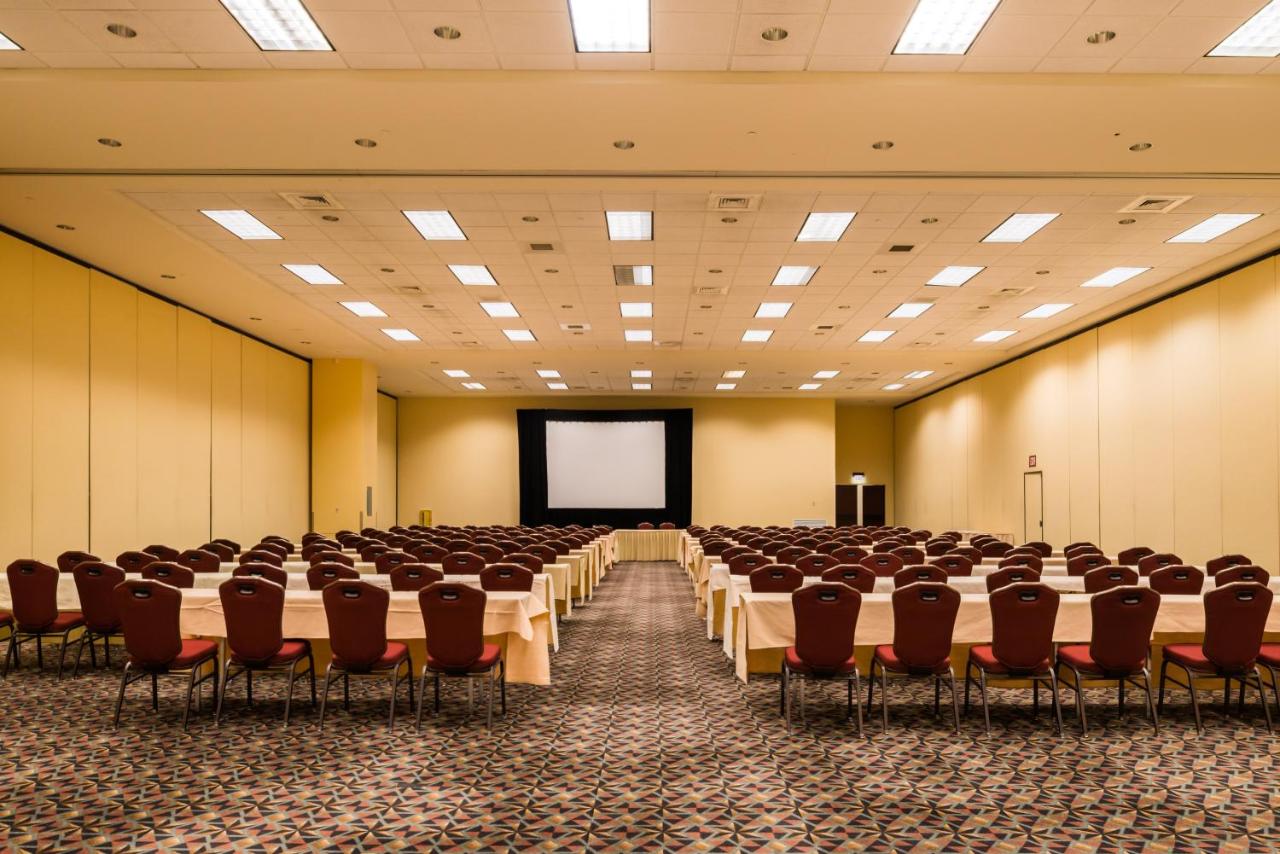  | Crowne Plaza Springfield Convention Center, an IHG Hotel