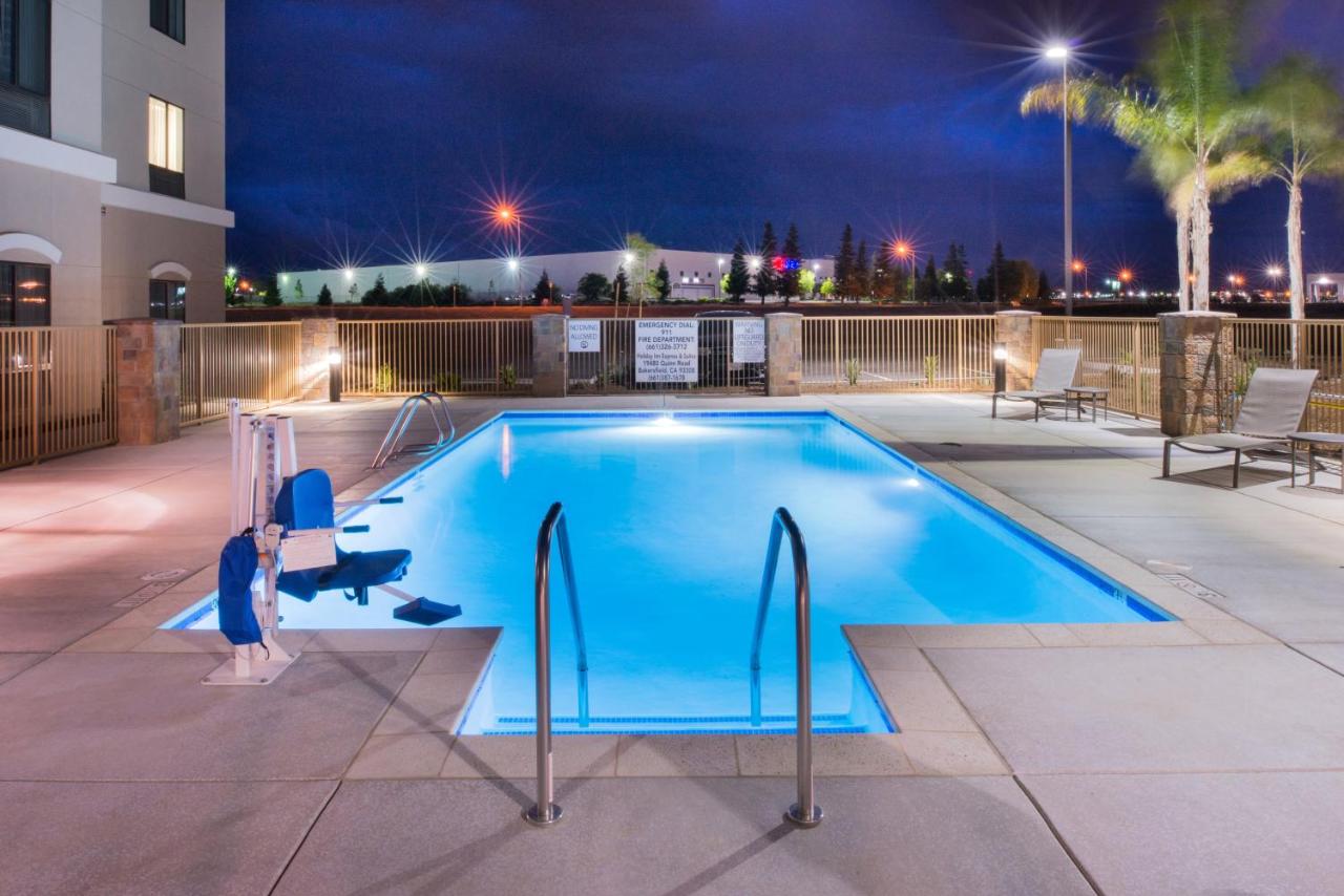  | Holiday Inn Express & Suites Bakersfield Airport, an IHG Hotel