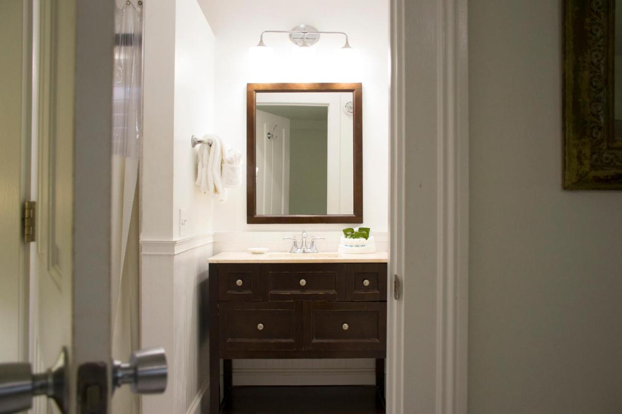 Double Room at Duval House