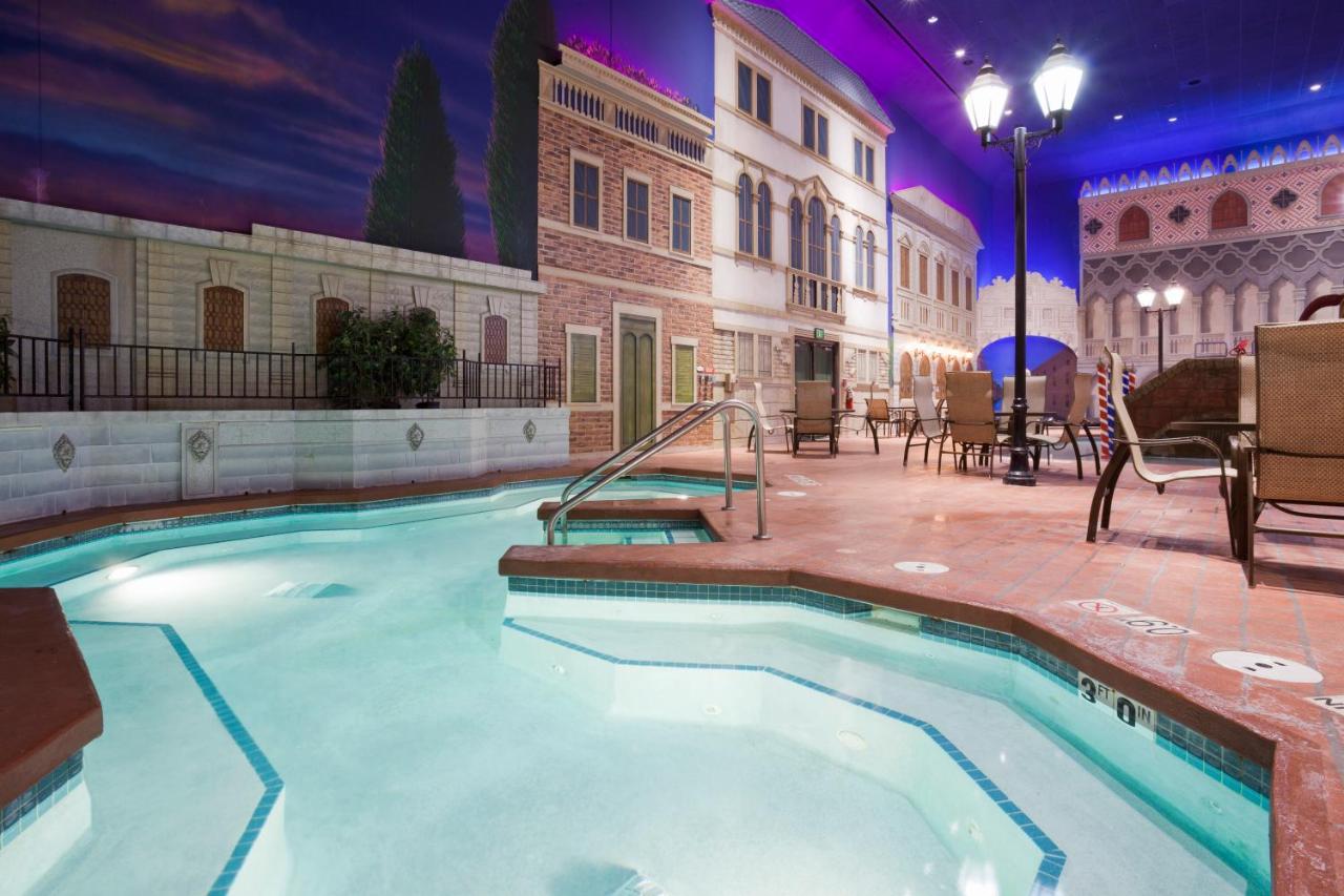  | Holiday Inn Hotel & Suites Maple Grove Nw Mpls-Arbor Lks, an IHG Hotel