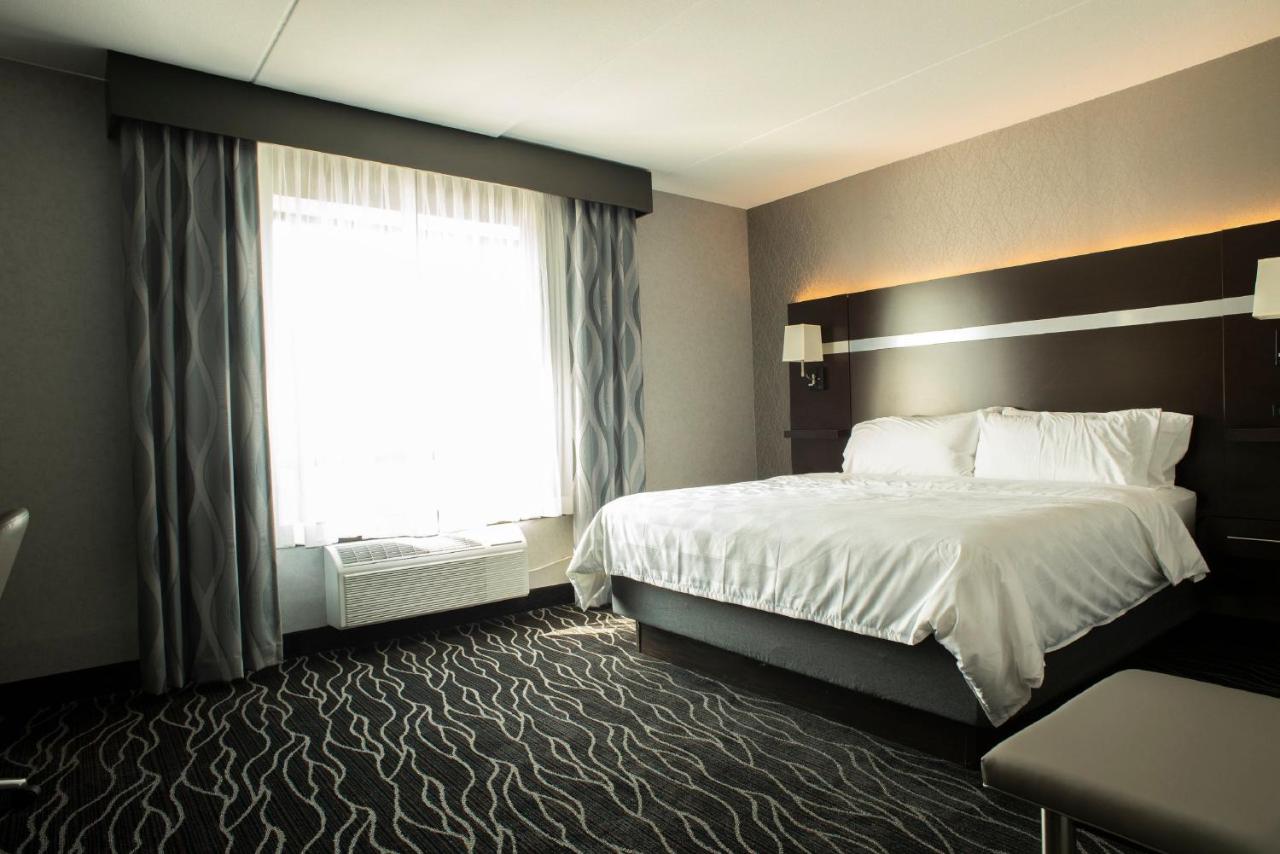 Suite - Non-Smoking at Holiday Inn & Suites - Joliet Southwest by IHG