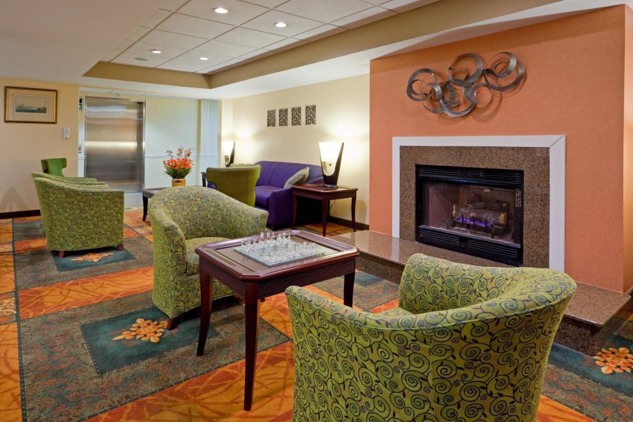 | Holiday Inn Express Carneys Point New Jersey Turnpike Exit 1, an IHG Hotel