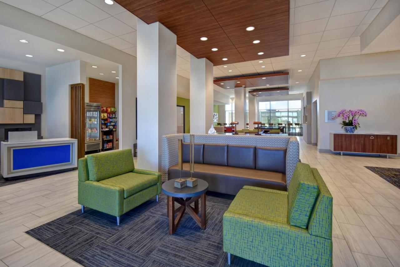 | Holiday Inn Express & Suites - Galveston Beach, an IHG Hotel