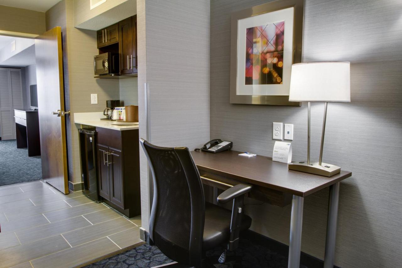 Suite - Mobility Access/Hearing Accessible at Holiday Inn Express & Suites Sidney by IHG