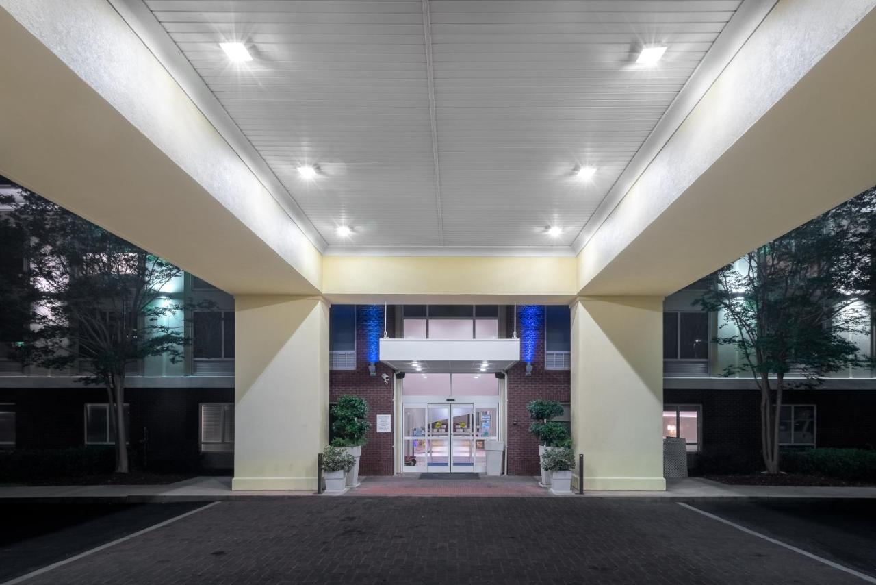 | Holiday Inn Express Daphne-Spanish Fort, an IHG Hotel