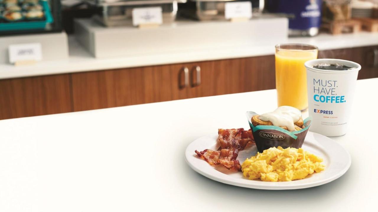 | Holiday Inn Express Hotel & Suites Palm Bay, an IHG Hotel