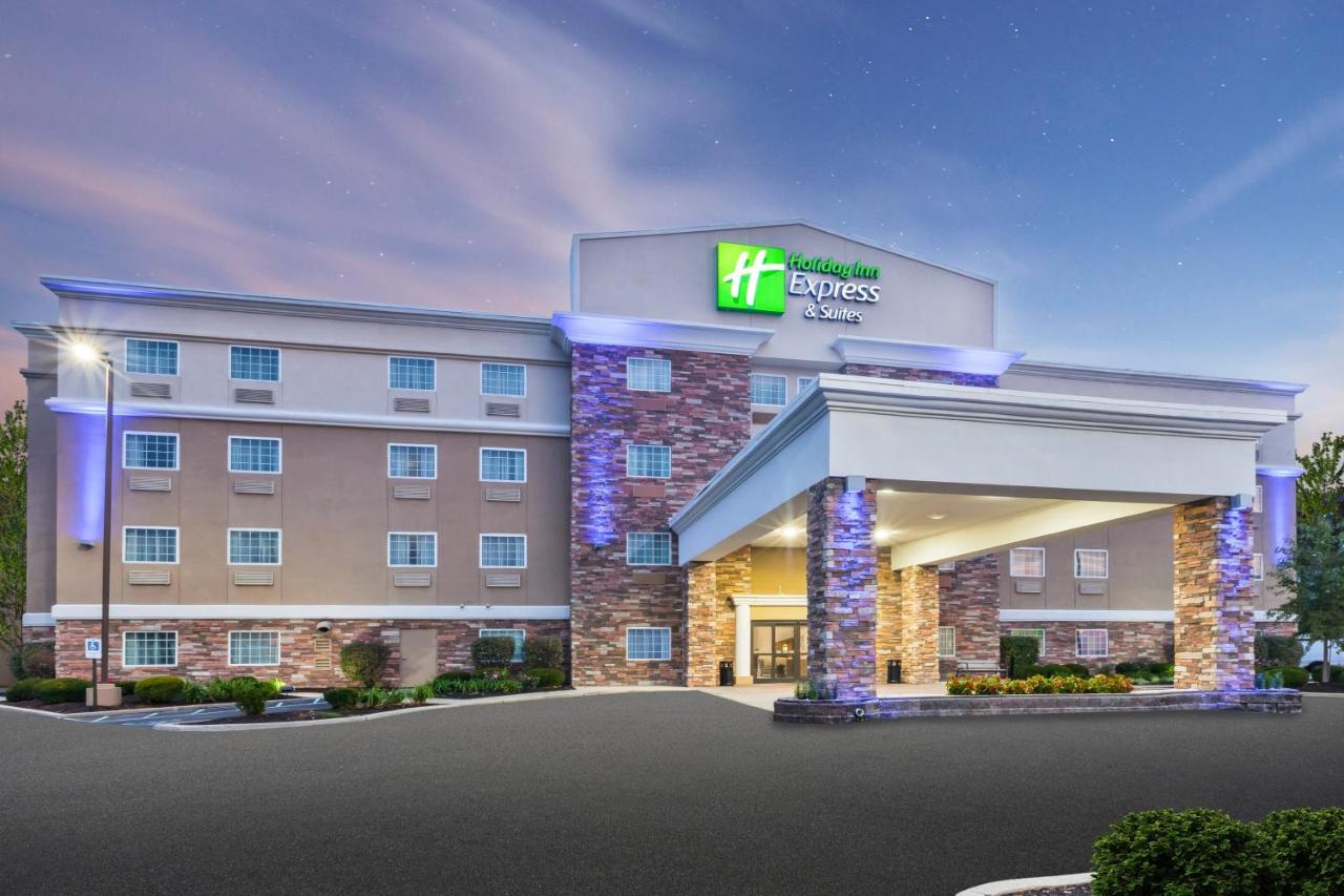  | Holiday Inn Express & Suites Carmel North – Westfield, an IHG Hotel