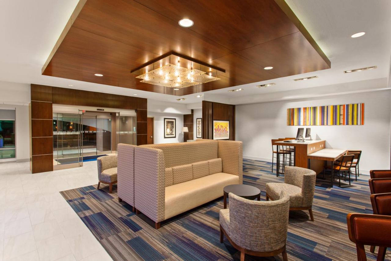 | Holiday Inn Express & Suites Houston NW - Hwy 290 Cypress, an IHG Hotel