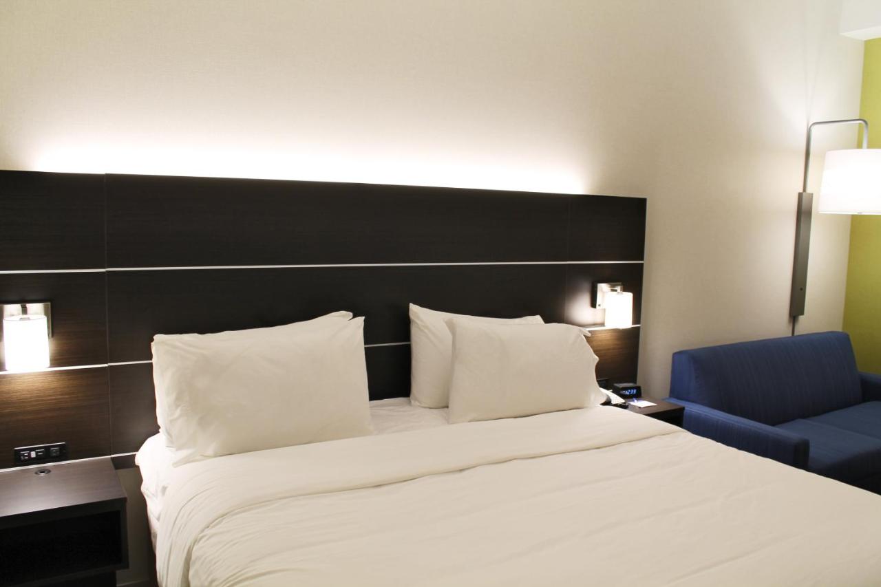 | Holiday Inn Express & Suites - St. Louis South - I-55, an IHG Hotel