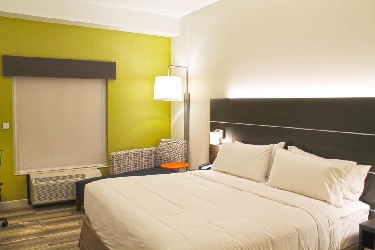 | Holiday Inn Express & Suites - St. Louis South - I-55, an IHG Hotel
