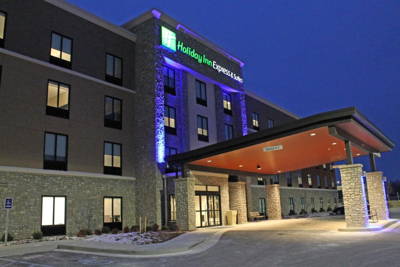 | Holiday Inn Express & Suites - St. Louis South - I-55, an IHG Hotel
