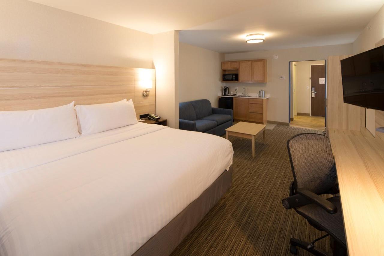 | Holiday Inn Express & Suites La Porte, an IHG Hotel