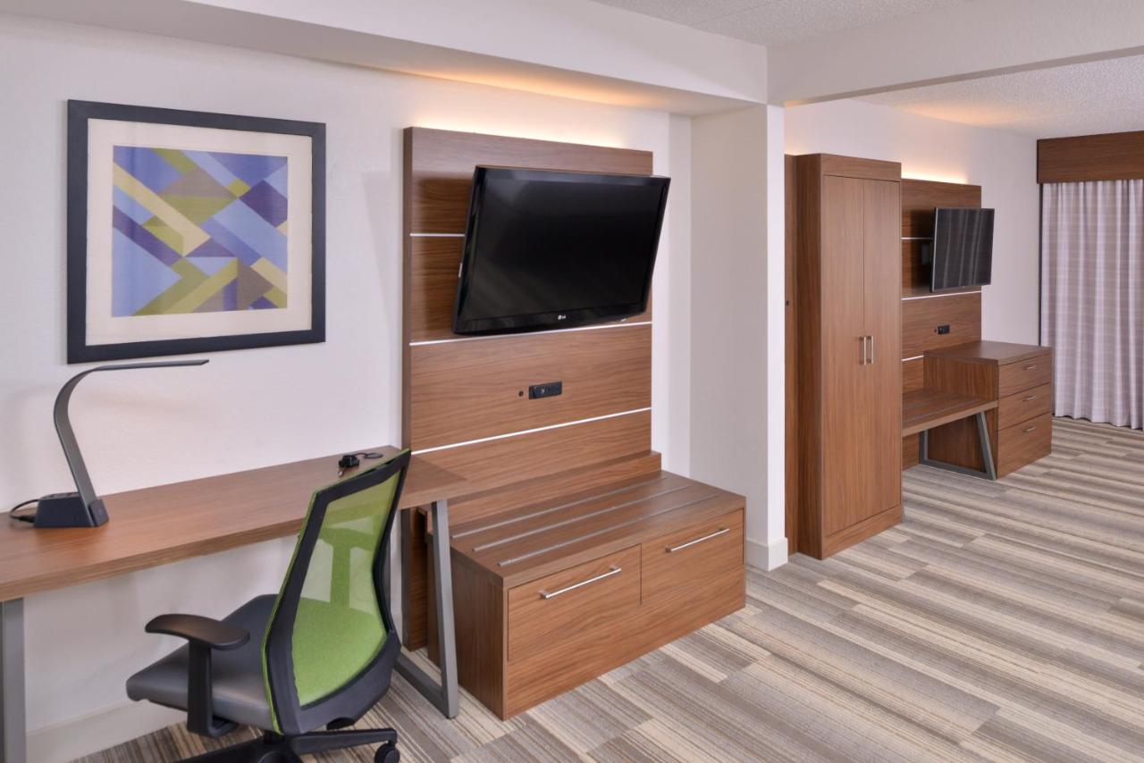  | Holiday Inn Express Hotel & Suites Indianapolis Dtn-Conv Ctr Area, an IHG Hotel