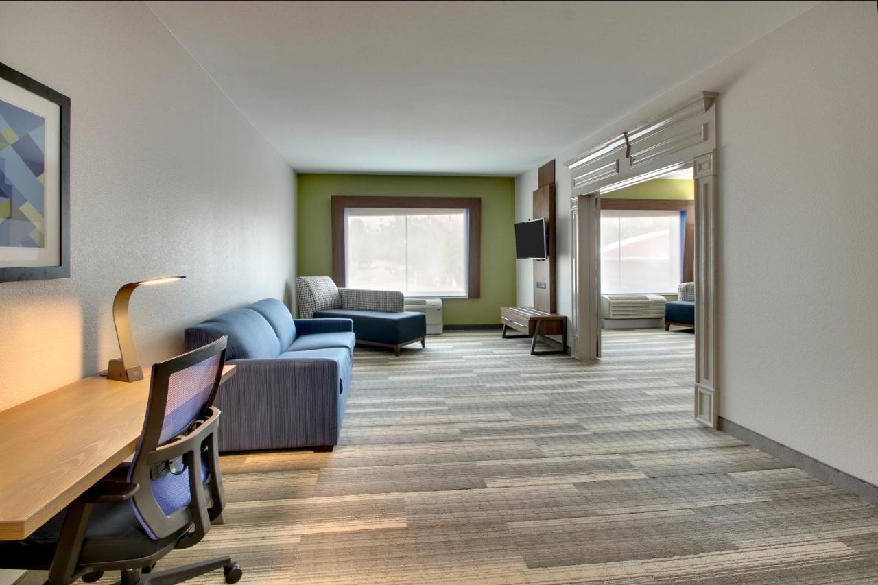 Two Room Executive King Suite - Non-Smoking at Holiday Inn Express & Suites Laurel by IHG