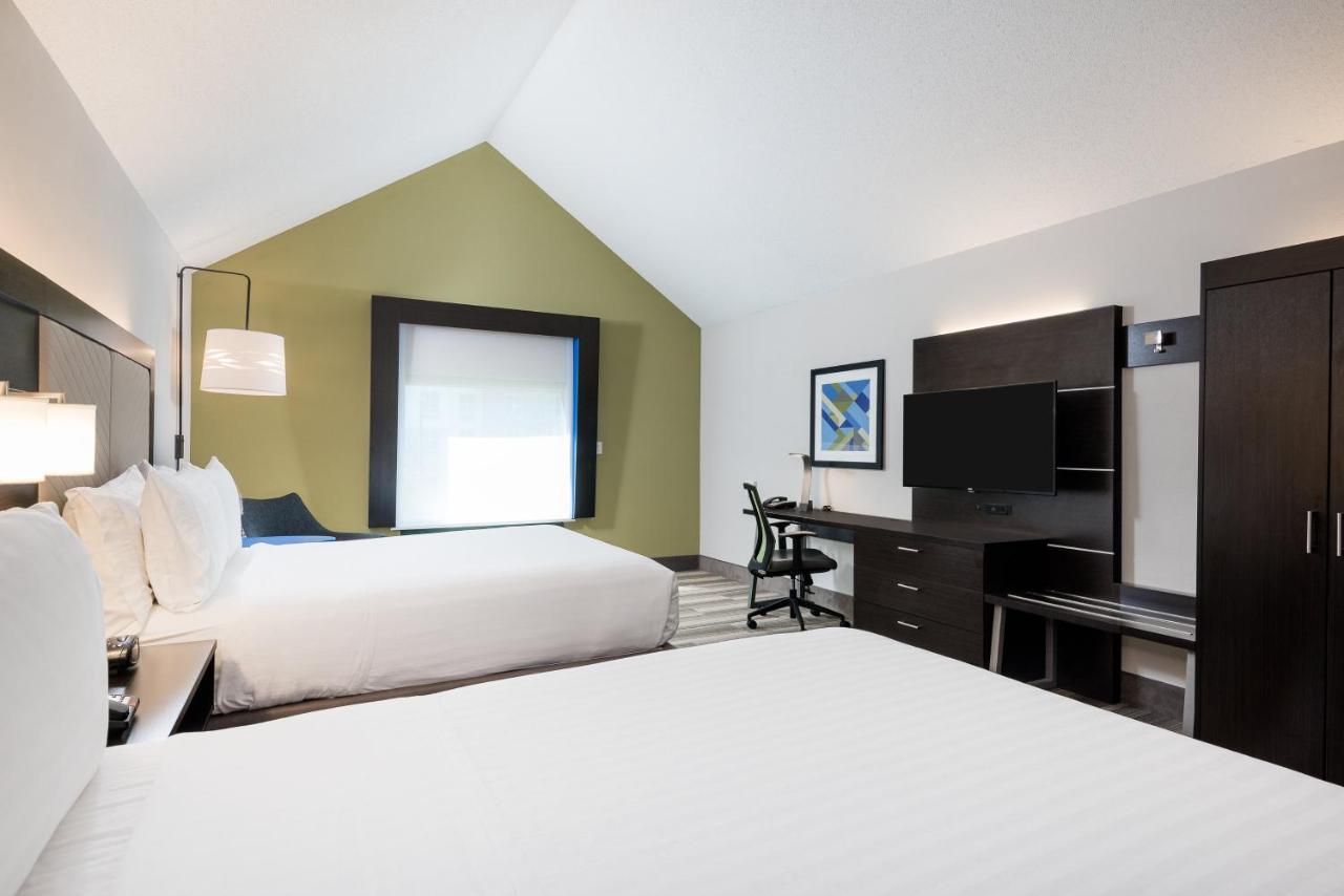 | Holiday Inn Express & Suites Florence I-95 & I-20 Civic Ctr, an IHG Hotel