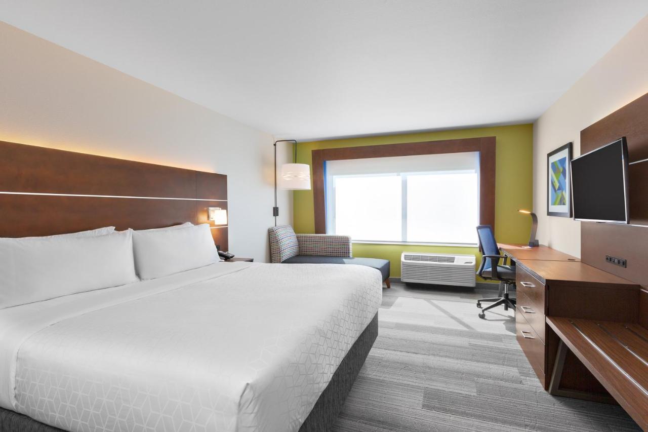 | Holiday Inn Express & Suites - Union Gap - Yakima Area, an IHG Hotel