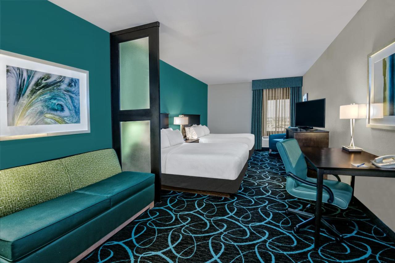 | Holiday Inn Express Hotel & Suites Fort Worth Southwest I-20, an IHG Hotel