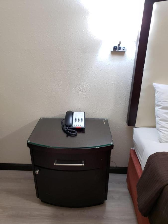 | Value Inn & Suites Salina