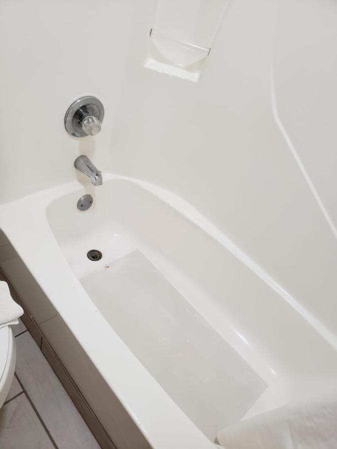 | Value Inn & Suites Salina