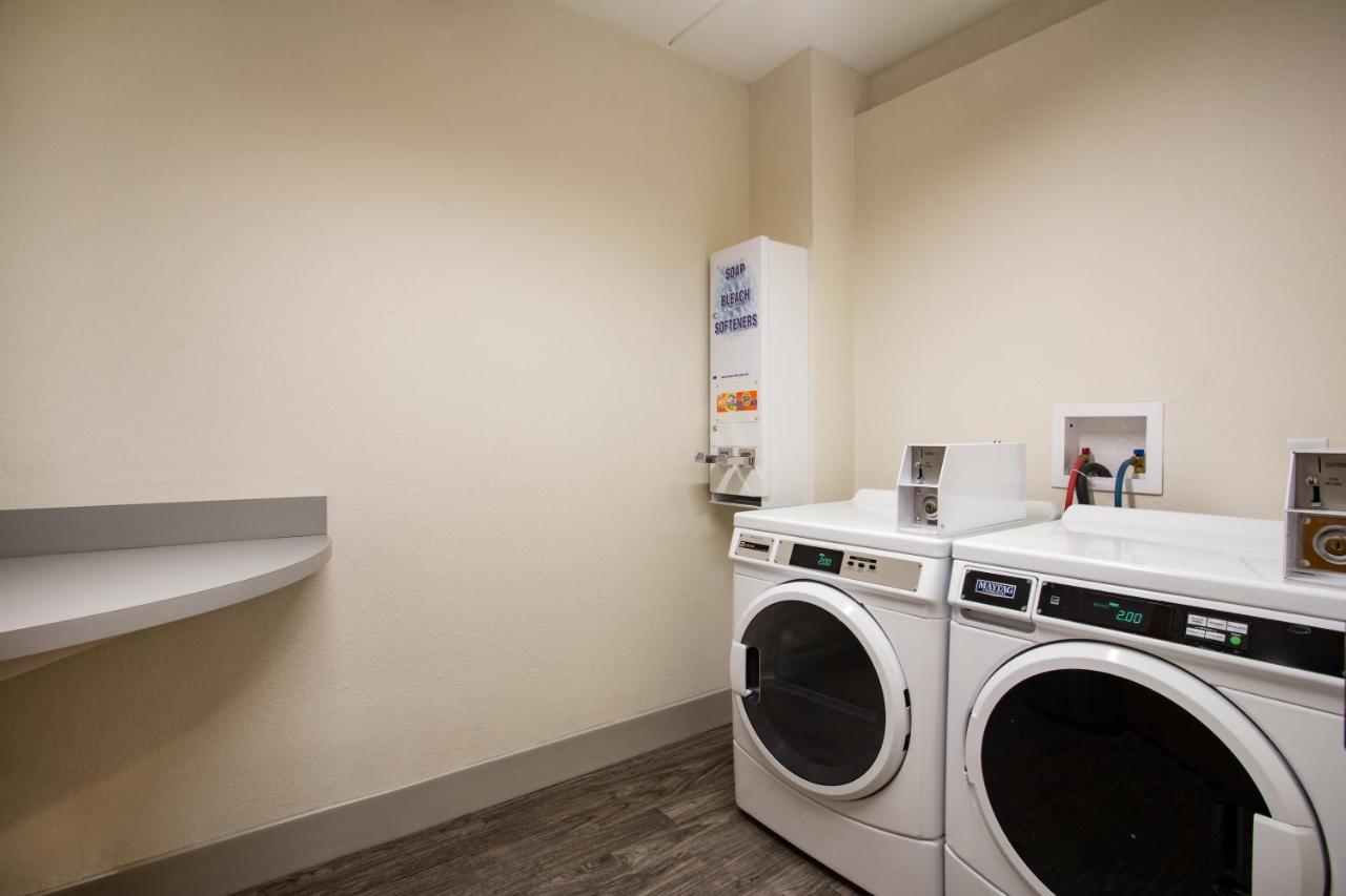 | Holiday Inn Express Hotel & Suites Tavares - Leesburg, an IHG Hotel