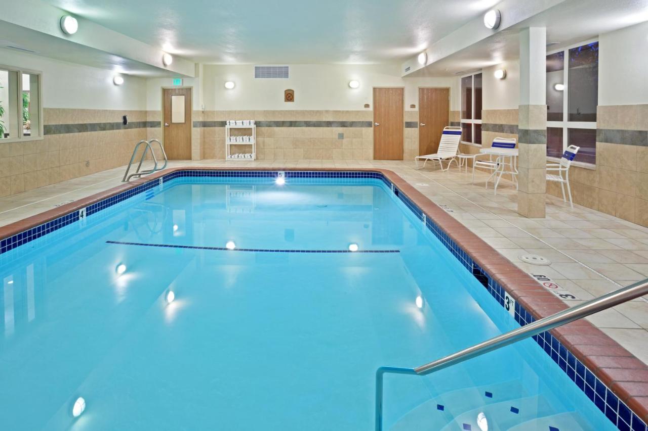 | Holiday Inn Express Hotel & Suites Lacey, an IHG Hotel