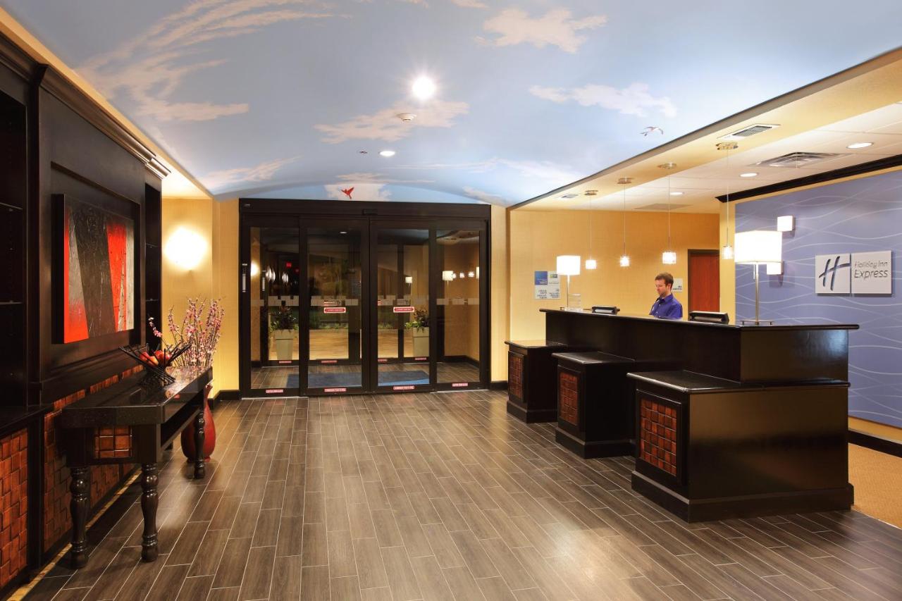  | Holiday Inn Express Hotel & Suites Texarkana East, an IHG Hotel