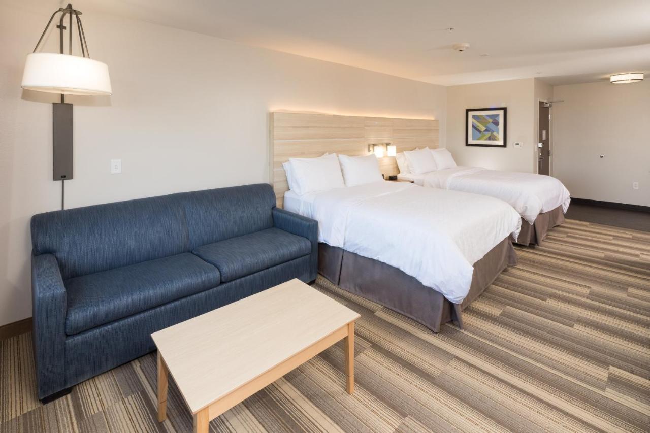 | Holiday Inn Express And Suites Auburn, an IHG Hotel