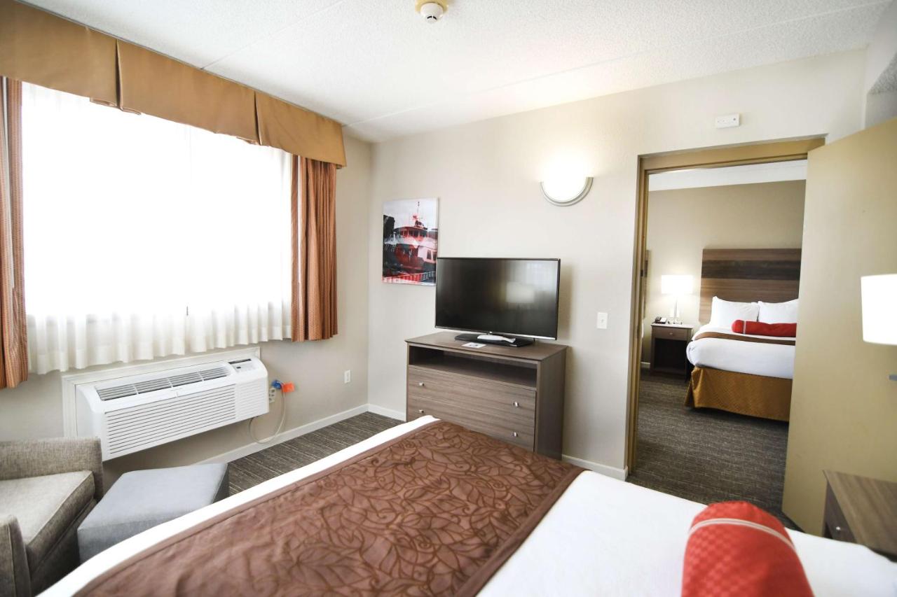 Room #25308911 at Best Western Plus Sandusky Hotel & Suites