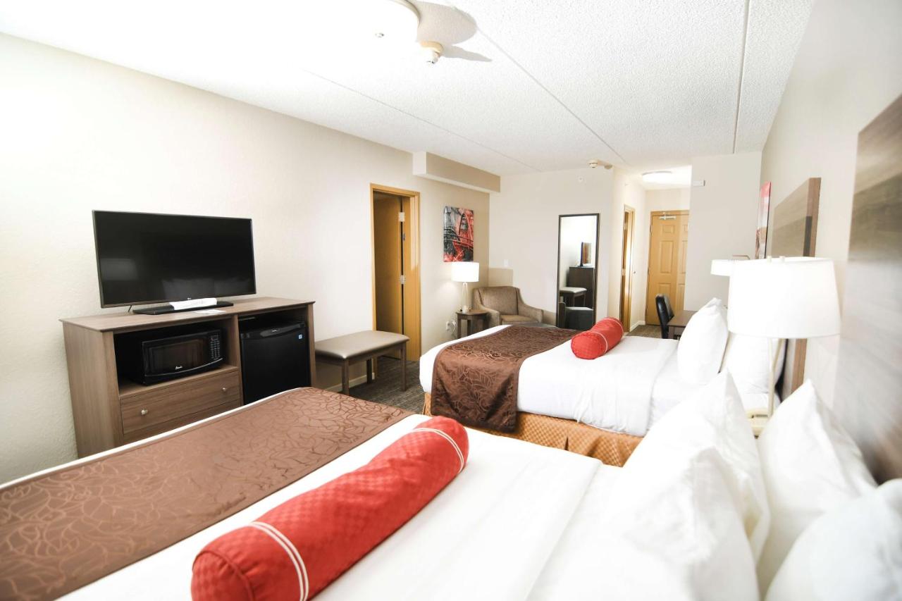 Room #25308913 at Best Western Plus Sandusky Hotel & Suites