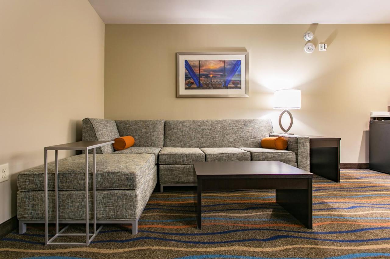  | Holiday Inn Hotel & Suites Chattanooga, an IHG Hotel