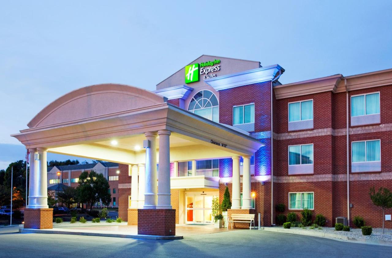 | Holiday Inn Express Hotel & Suites Cincinnati Southeast Newport, an IHG Hotel