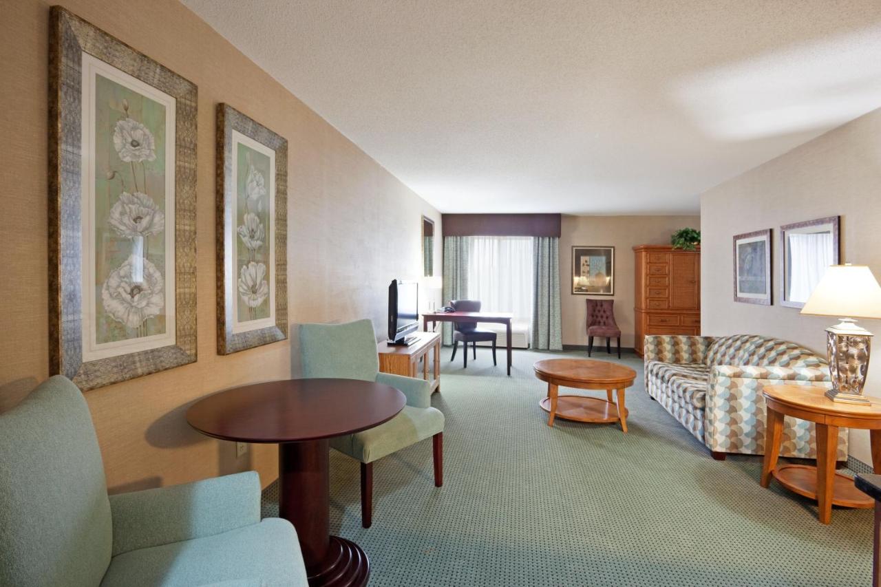  | Holiday Inn Express and Suites Meriden, an IHG Hotel