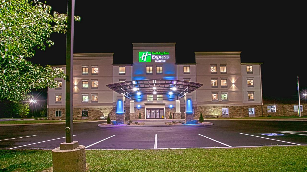  | Holiday Inn Express & Suites Evansville North, an IHG Hotel