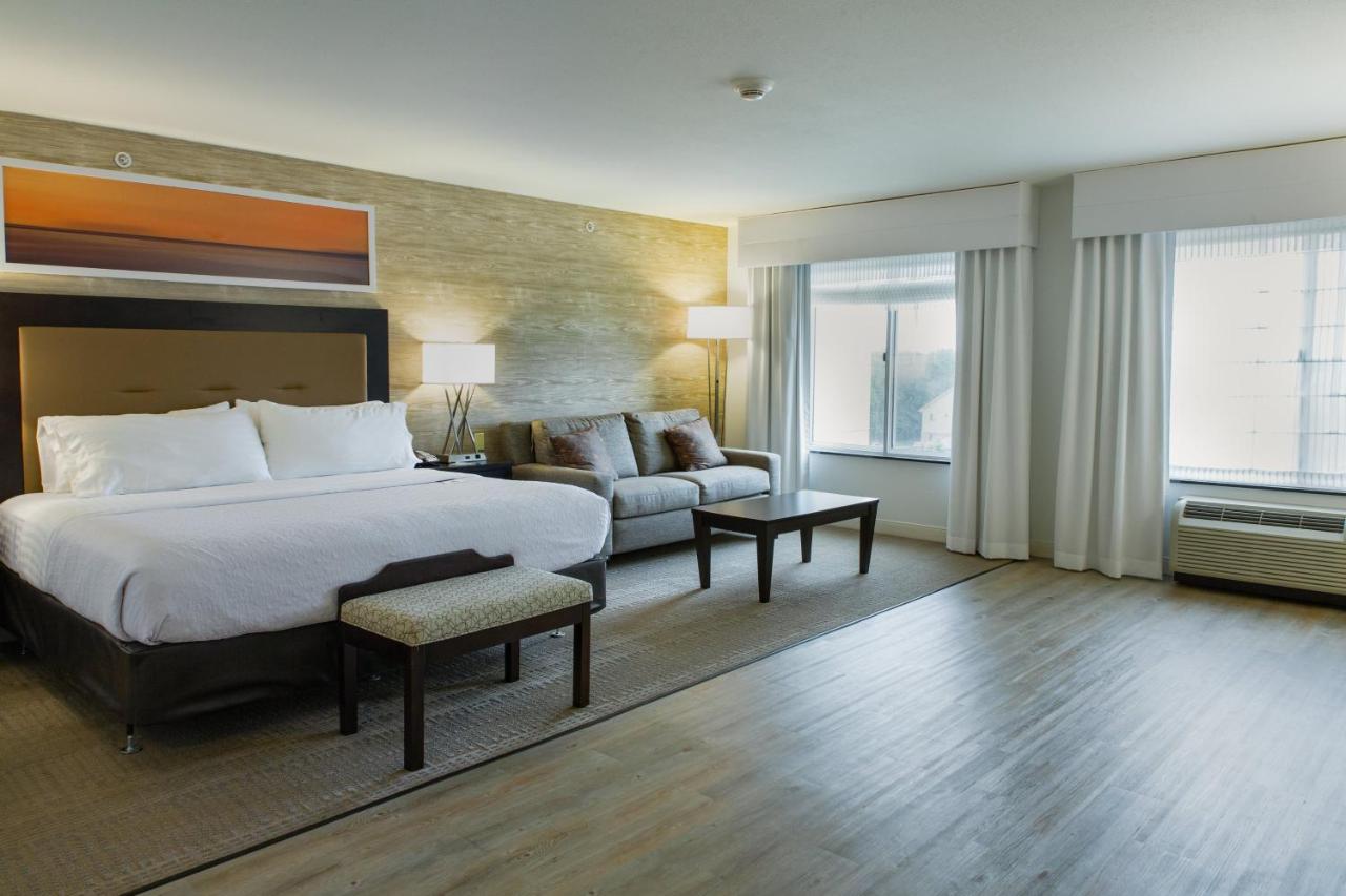 King Room - Disability Access at Holiday Inn Bloomington-Airport, an IHG Hotel